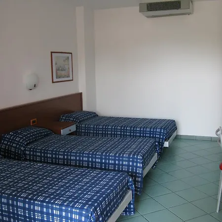 Lägenhetshotell Florida 2*